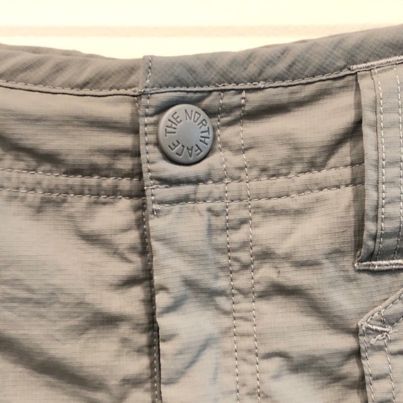 North Face Women’s Shorts - Picture 3 of 7